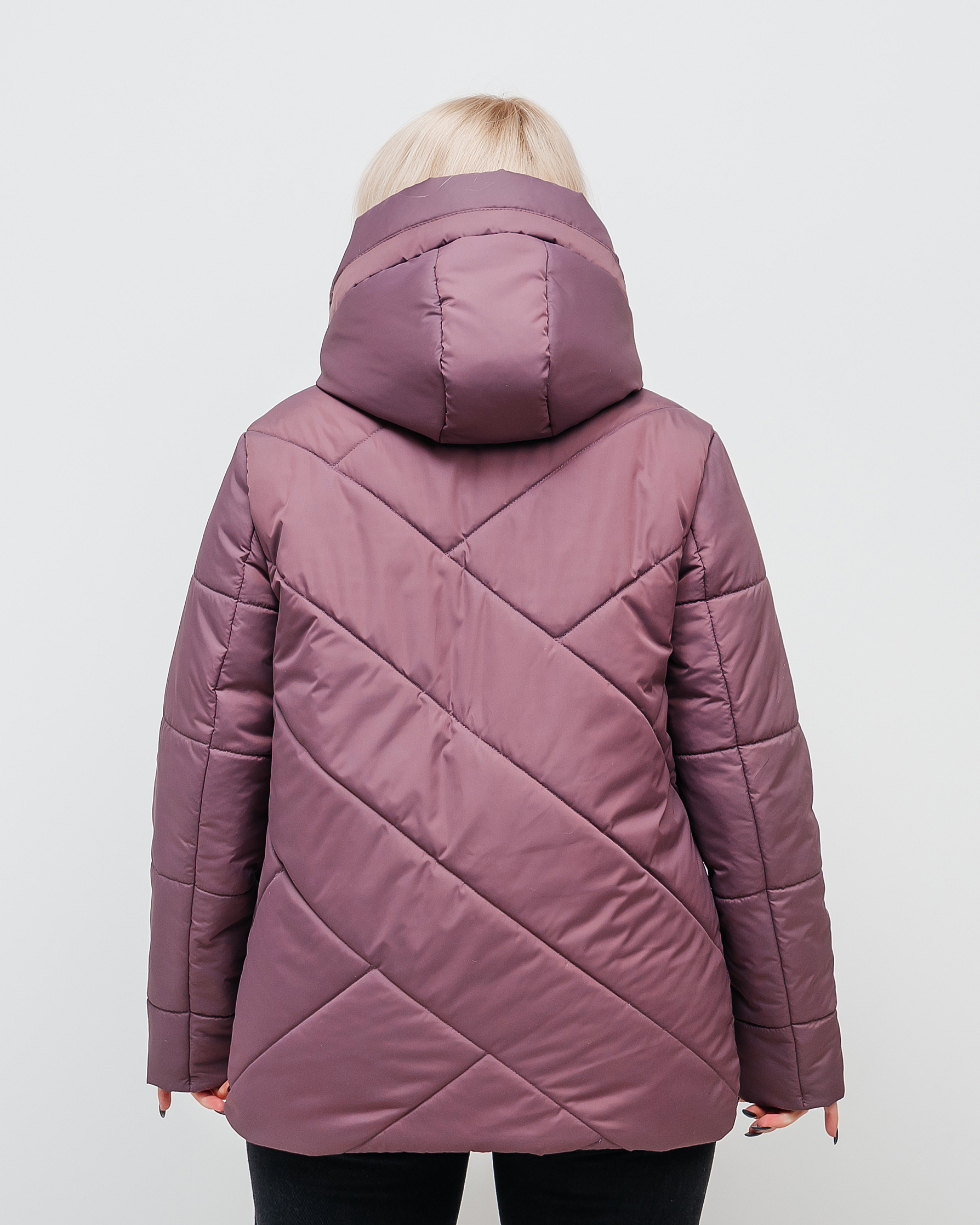 Демисезонная женская куртка Эстер розового цвета